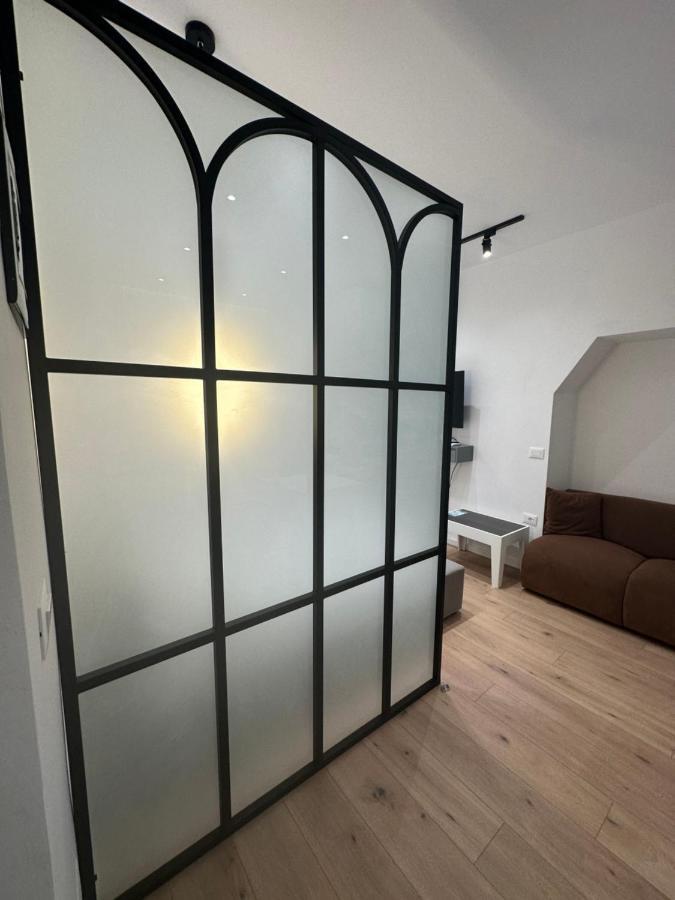 Center Apartment *